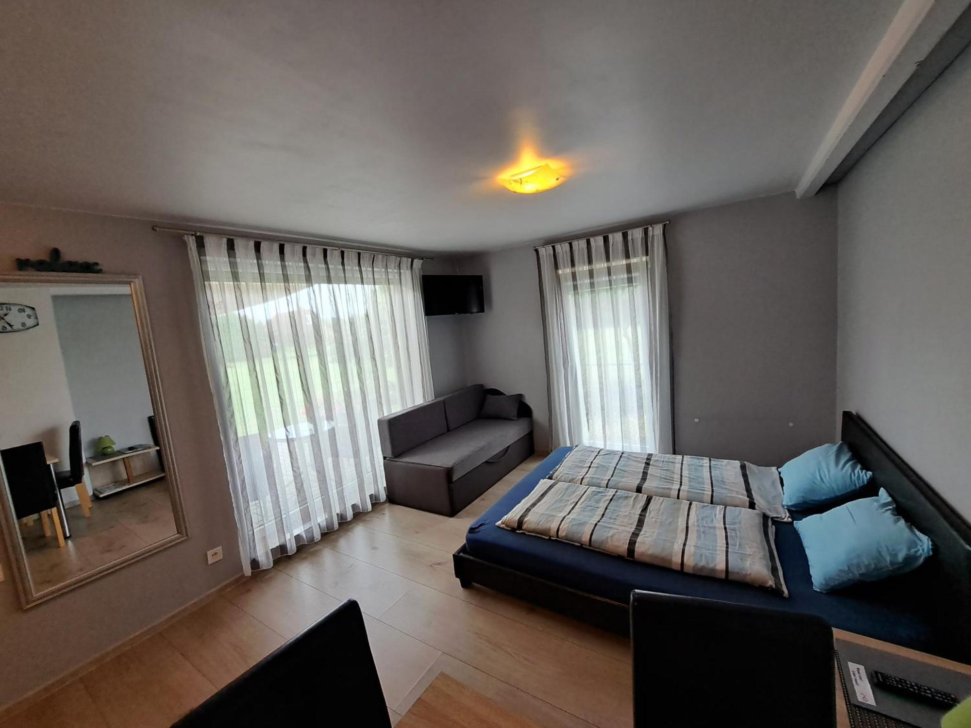 Guest House Podnieki Ventspils Luaran gambar