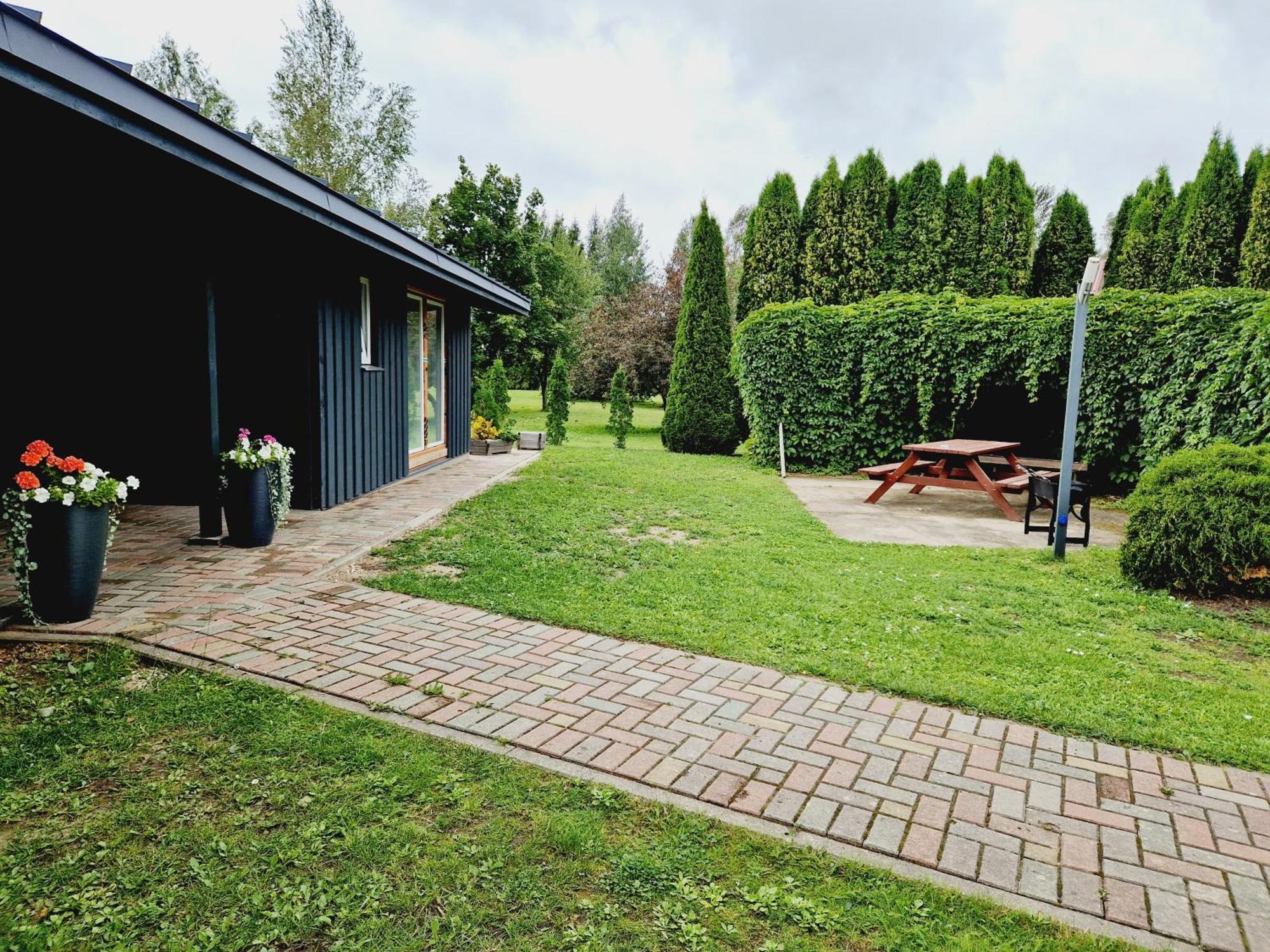 Guest House Podnieki Ventspils Luaran gambar